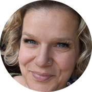 Sadie Moden marketing and writing professional